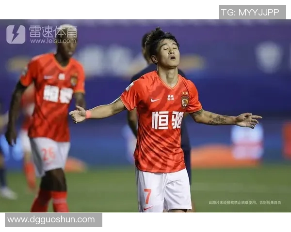 深圳乒乓球队速度之争引发热议球迷与专家观点交锋不断 深圳乒乓球队速度之争引发热议球迷与专家观点交锋不断