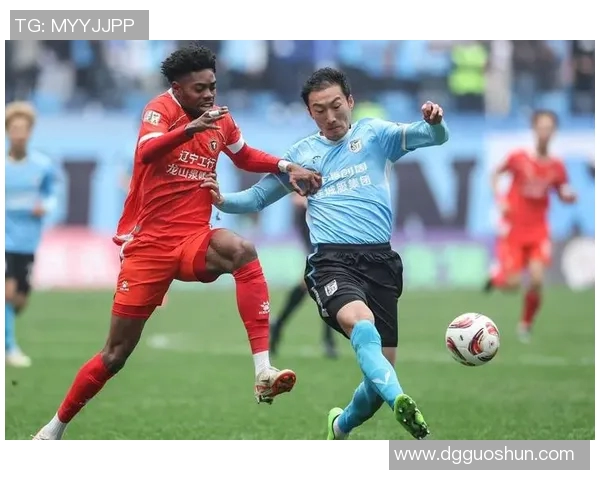 沈阳足球明星重返故乡引发球迷热烈追捧与期待 沈阳足球明星重返故乡引发球迷热烈追捧与期待