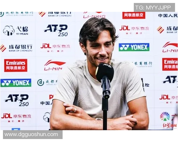 成都网球队的拼搏历程与大师赛的辉煌瞬间揭秘